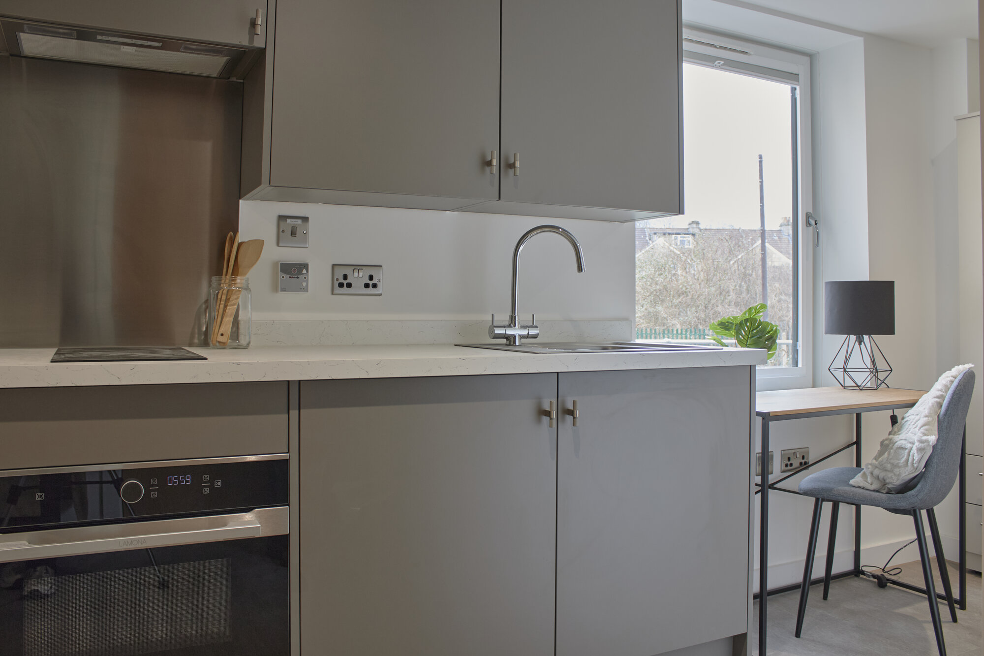 Communal kitchen & lounge